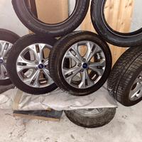 Cerchi con gomme invernali x Ford s-max