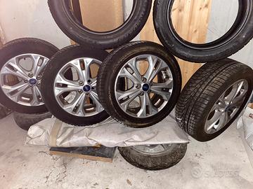Cerchi con gomme invernali x Ford s-max