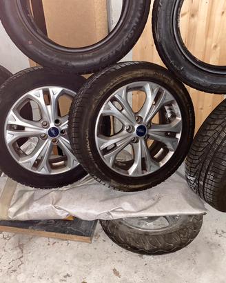 Cerchi con gomme invernali x Ford s-max