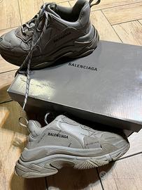 Balenciaga triple s
