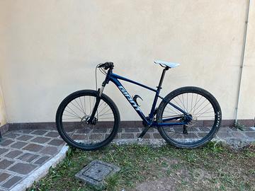 Mountain bike Giant talon