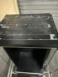 Mobiletto per stereo