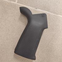 PTS EPG grip motore e M4 nera