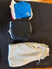 Stock magliette e pantaloncini