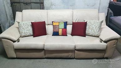 DIVANO DOPPIA RELAX ELETTRICA POLTRONESOFÀ 3POSTI