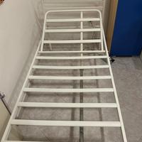 Letto disabili con manovella alzatesta