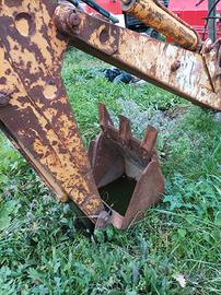 retroescavatore completo per trattore 