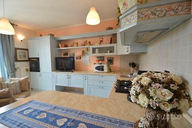 Bilocale Nuovo con Garage a 50 metri dalla spiaggi