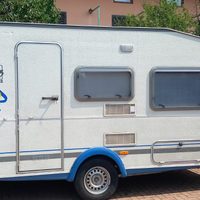 Roulotte caravan knaus 4posti