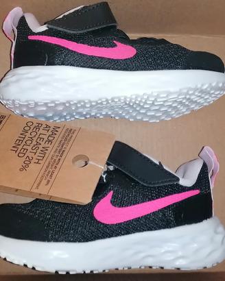 Scarpine 19,5 Nike revolution 6NN nuove con scatol