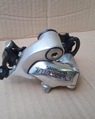 Shimano Tiagra - Campagnolo Centaur Carbon 10v