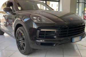 Porsche Cayenne 3000 v6 30.000km