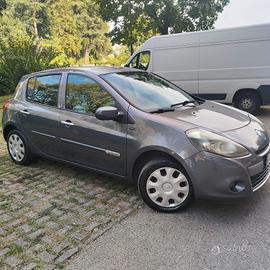 renault clio 2011 E5 OK NEO NO blocchi