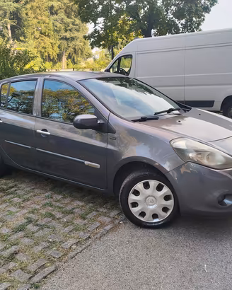 renault clio 2011 E5 OK NEO NO blocchi