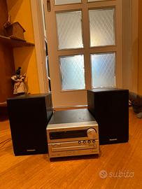 stereo con casse