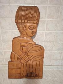 SCULTURA IN LEGNO INTAGLIATO A MANO