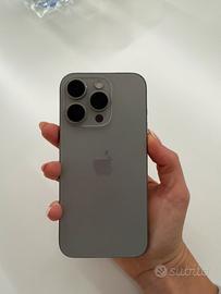 I phone 15 Pro 256GB