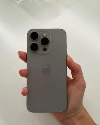 I phone 15 Pro 256GB