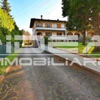 Montale Rangone: appartamento in villa
