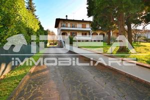 Montale Rangone: appartamento in villa