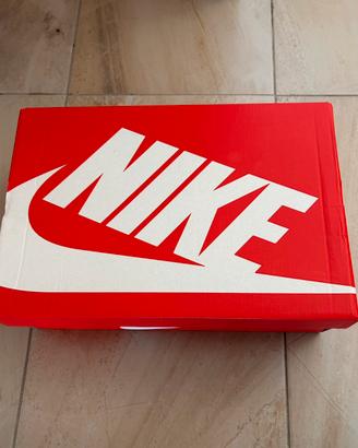 NIKE DUNK RETRO - Sneaker basse nere e bianche