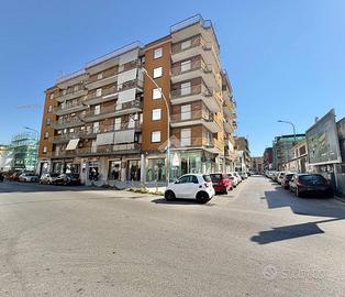 3 LOCALI A ARZANO