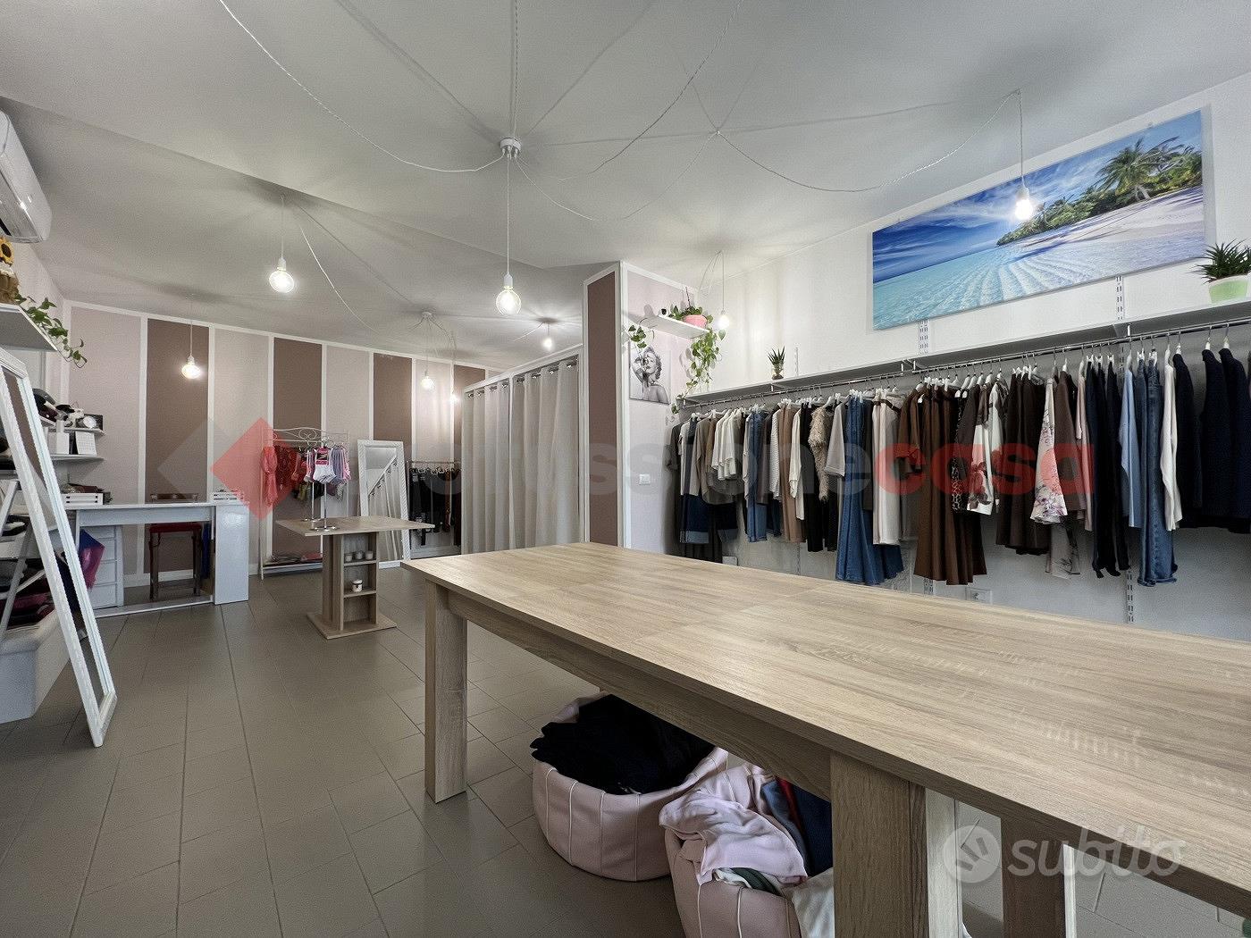 Negozio Isola Rizza [Cod. rif 3299836VCG] - Vista 2