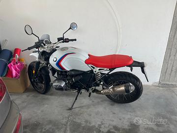 BMW NineT