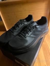 Adidas Runfalcon nere num 49