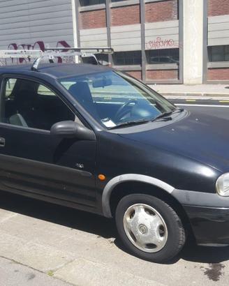 Opel Corsa 1.0 in buone condizioni