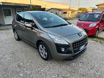 Peugeot 3008 1.6 HDi 110CV cambio robotizzato