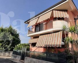 Villa a schiera Teano [Cod. rif 3077263VRG]