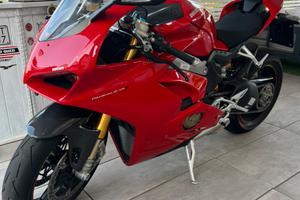 Ducati Panigale V4 S