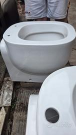 Coppia water e Bidet e copri water.