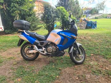Varadero 1000 – Perfetta per viaggi e città,