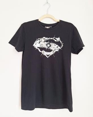 T-shirt Superman nera e argento