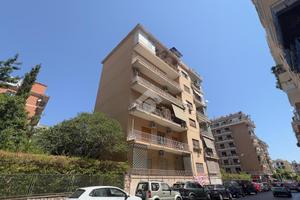 3 LOCALI A PALERMO