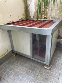 Cuccia coibentata per esterni
