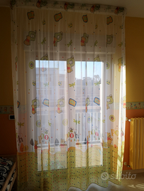 Binario e tenda per cameretta