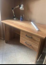 Scrivania  129x64x76