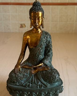 Statua Buddha decorativa in resina bronzata e oro