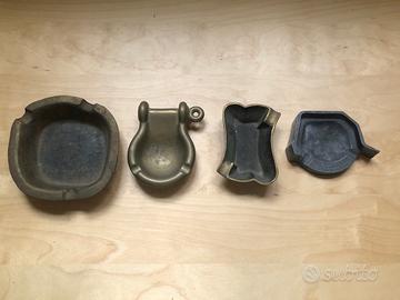 Lotto 4 vecchi posacenere in metallo