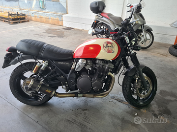 Gsx 750 inazuma caferace anno 2000 asi