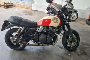 Gsx 750 inazuma caferace anno 2000 asi