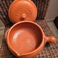 casseruola in terracotta