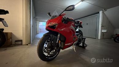 Ducati Panigale v4