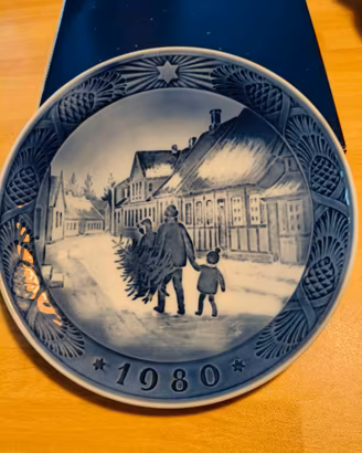 Piatto Royal Copenaghen 1980 originale