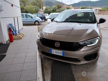 Fiat Tipo 1300mjet street