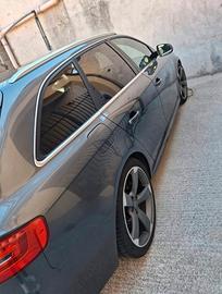 AUDI A 4 IN BUONO STATO