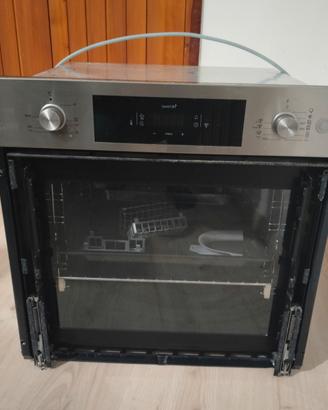 Forno elettrico Candy wifi (vetro anteriore rotto)